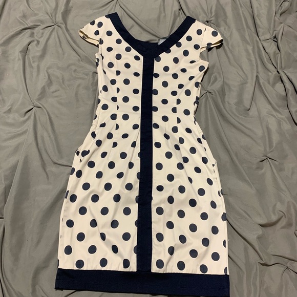 Polka dot mini dress with pockets - Picture 3 of 4